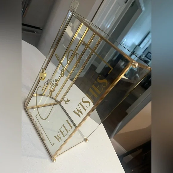 Gold Glass Card Box with Lock - Picture 2 of 6